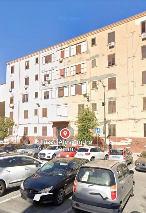 Stanza Privata Dotata Di Tutti I Comfort-Centro Storico Palermo Apartment Luaran gambar